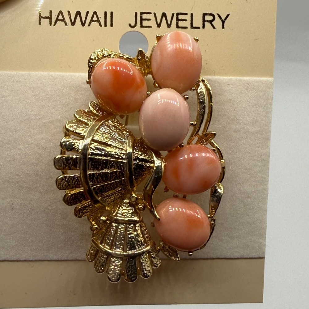 Hawaii Jewelry Seashell Brooch Pink Coral Cabochon Gold Tone Tropical Nautical